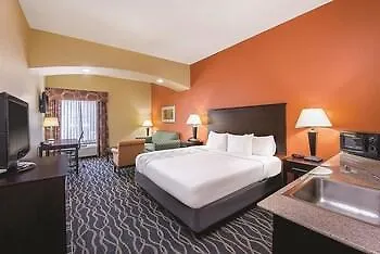 La Quinta By Wyndham Airport / Expo Square Hotel Tulsa
